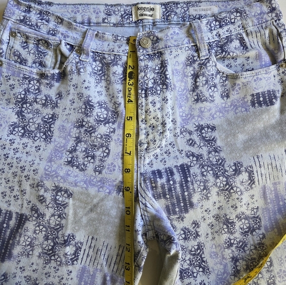 Patchwork Patterned Kensie Straight Fit Jeans - Picture 9 of 10